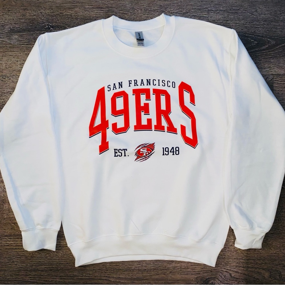San Francisco 49ers sweatshirt